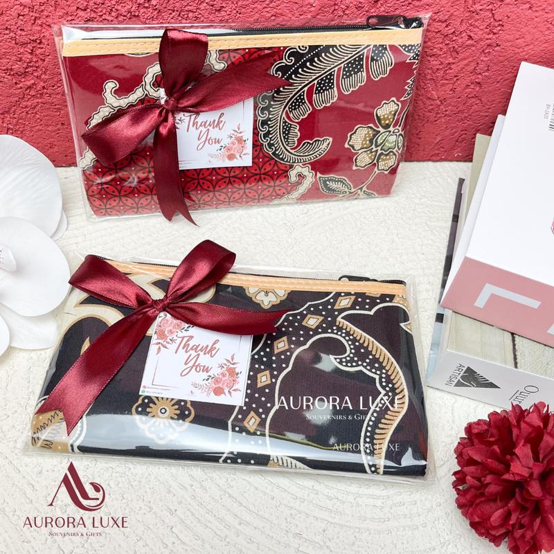 Dompet Batik Panjang Besar Resleting Souvenir Nikah & Gift Ukuran 11 cm x 20 cm Motif Random Include Kemasan Plastik Pita dan Kartu Ucapan 3