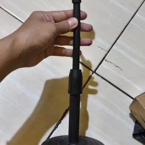 Stand Holder HD25 Penyangga Handphone Plastik ABS Kokoh Fleksibel 360 Derajat Tinggi 30-45 cm untuk HP Maksimal 7 Inch