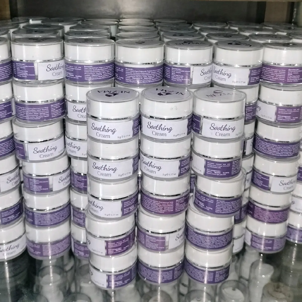Sothing cream /Moisturizer Mencerahkan Wajah Kusam Dan untuk wajah anti iritasi merah sensitif Pelembab Melembutkan