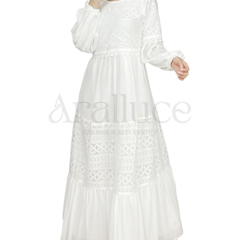 Size Chart UKURAN = LD (lingkar dada) - PB (panjang baju) M = 98-100CM - 138CM L = 102-104CM - 138CM XL = 110-112CM - 138CM XXL = 118-120CM - 138CM Toleransi ukuran 1-2cm / SIZE Gamis Muslim Ceruty Dalaman 2