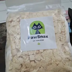 Freeze Dried Chicken Cubes & Egg Yolk 500gram Kemasan Ekonomis - Snack Cemilan Sehat dan Lezat Untuk Anabul - Snack Dada Ayam dan Kuning Telur Kering Dadu Cemilan Anjing Kucing Hamster Sugar Glider - Makanan Hewan Peliharaan - Snack for Pet Cat Dog