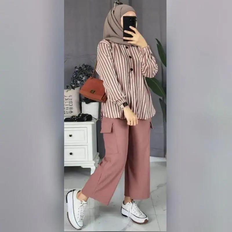 Set Baju dan Celana Kargo  Terbaru Ramosa untuk Wanita Muslim Wanita Setelan Airflow Atasan Panjang Dewasa Motif 3