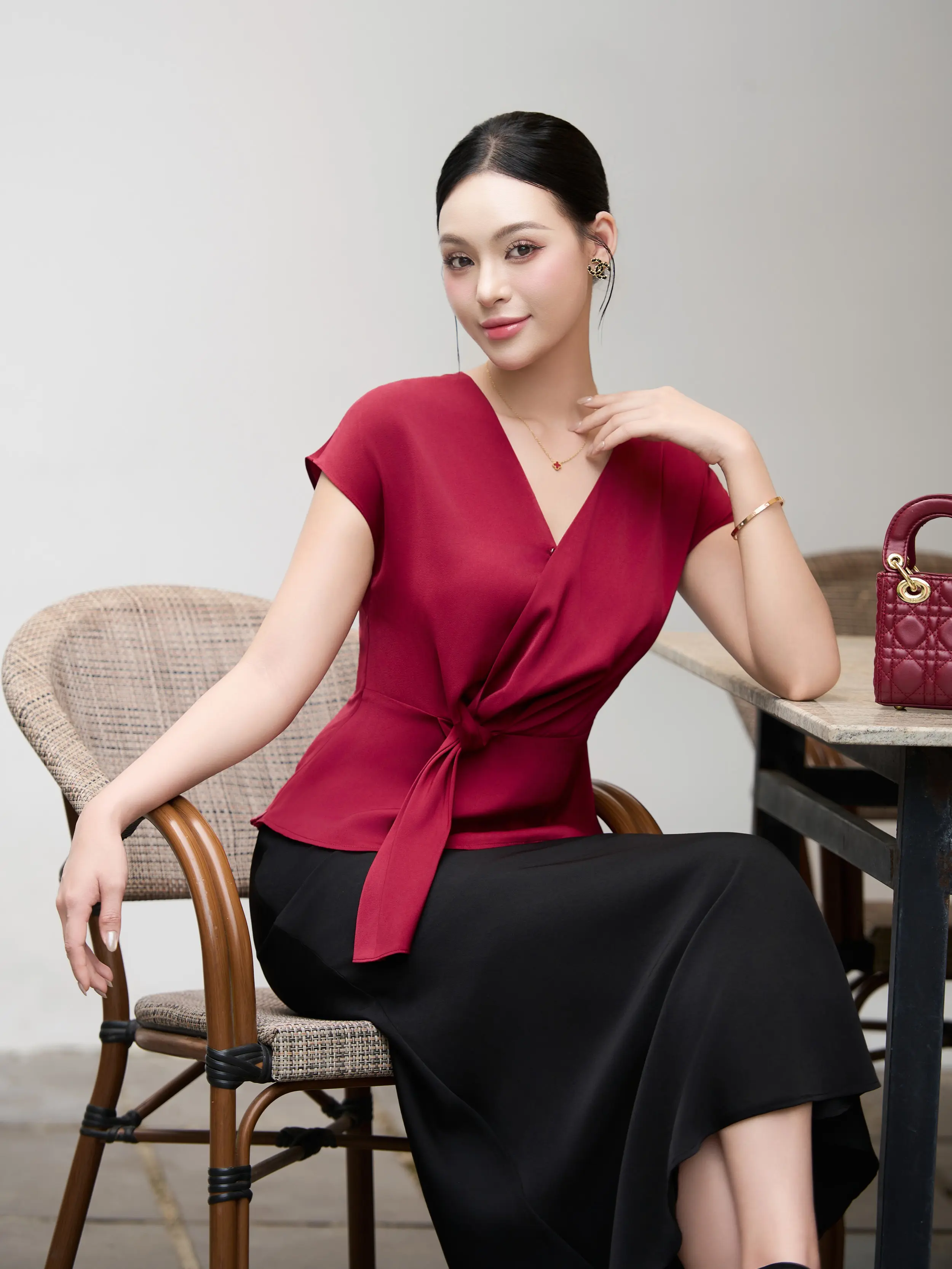 Áo kiểu nữ đắp tà lụa Maybi Women
