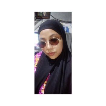 Product Review of Kacamata Hitam Wanita Fashion Oval ABL9000PR Full Set Box dan lap Sunglasses from T**a 0