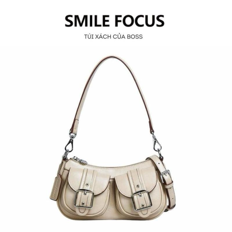  Túi xách nữ da Bê SMILE FOCUS  thiết kế túi baguette hai túi hộp phía trước năng động trẻ trung cá tính. Khoá kéo kim loại sang trọng Phong cách Châu Âu dễ phối với quần jeans áo crop top hoặc váy ngắn. Phù hợp đi làm đi chơi. Full hộp hãng - SF3243 