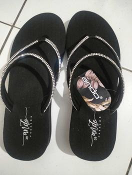 Product Review of Ando Sandal Wedges Jepit Wanita - Ando Nice Blink Hitam from "**e C**" 0