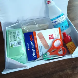Onemed P3K Set Isi Obat First Aid Kit Travel Kotak Lengkap Perban Kasa Luka Glove Box Mobil Klinik Medis