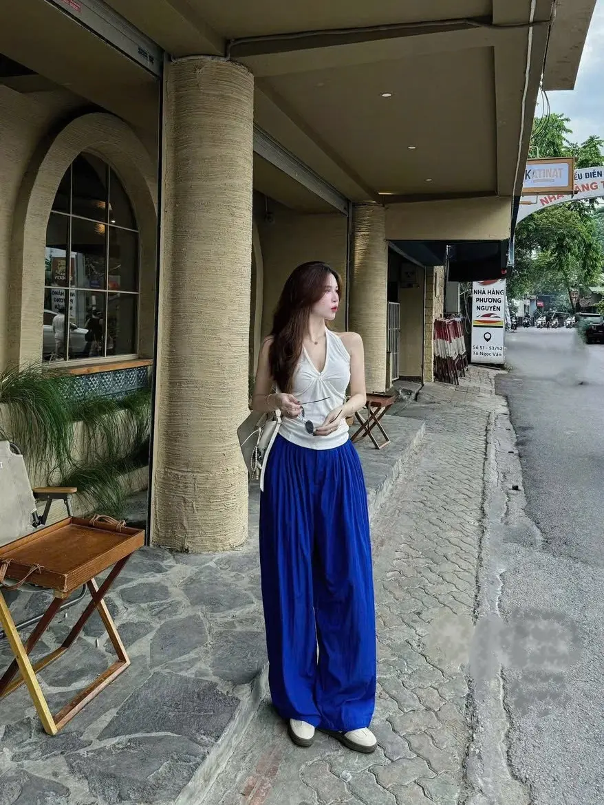 HL23 Set Áo Quần Ống Rộng Dáng Suông Gió Nhăn Mềm Mại Nhẹ Nhàng - Phong Cách Thời Trang Trẻ Trung Tôn Dáng | BigBuy360 - bigbuy360.vn