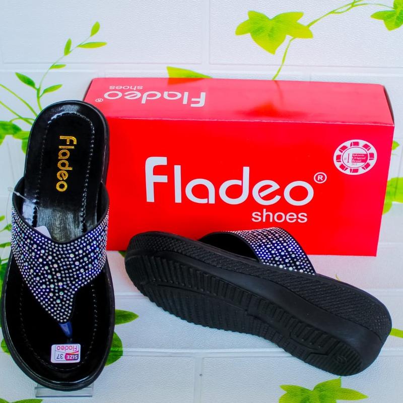 Product Introduction of Sandal Wedges Wanita Kekinian/ Sandal Wedges Wanita Model Jepit Manik-Manik Terbaru 8