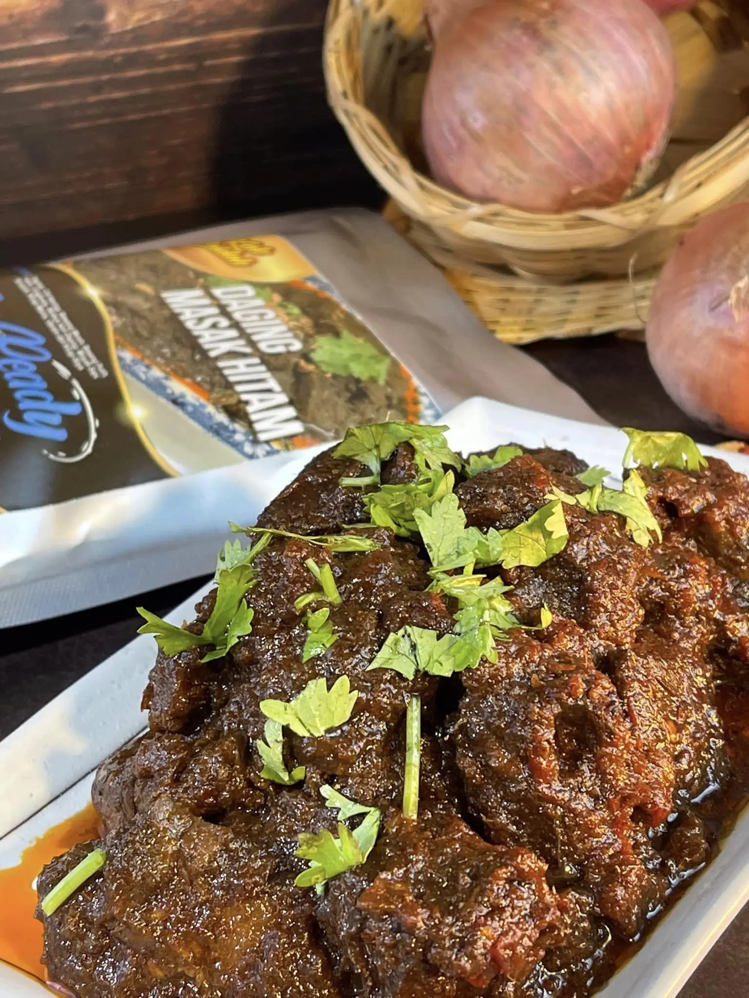 Kak Zaidah Ready To Eat Daging Masak Hitam