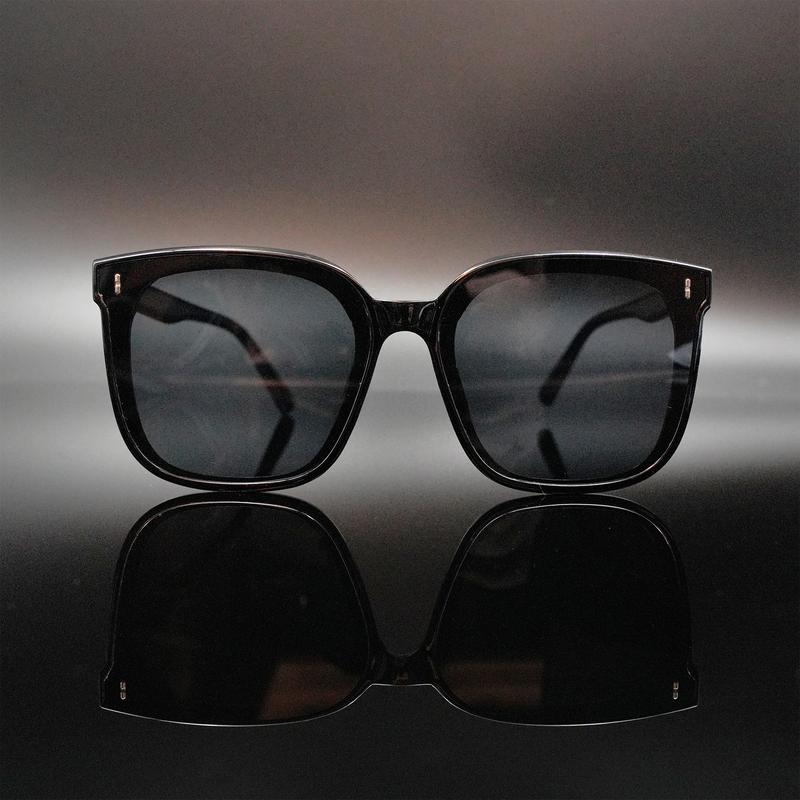 【Kacamata matahari】【Gaya yang Sama dengan Selebriti Tiongkok】【COD】Desain bingkai besar，Melindungi dari sinar ultraviolet，Kerajinan yang indah，kacamata, Eyewear, Sunglasses 0