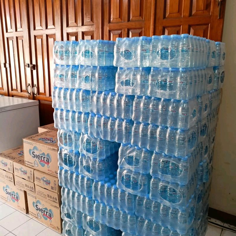 Air Mineral Sierra Compact 220 ml x 24 pcs - Air Mineral Berkualitas Tinggi - Water 4