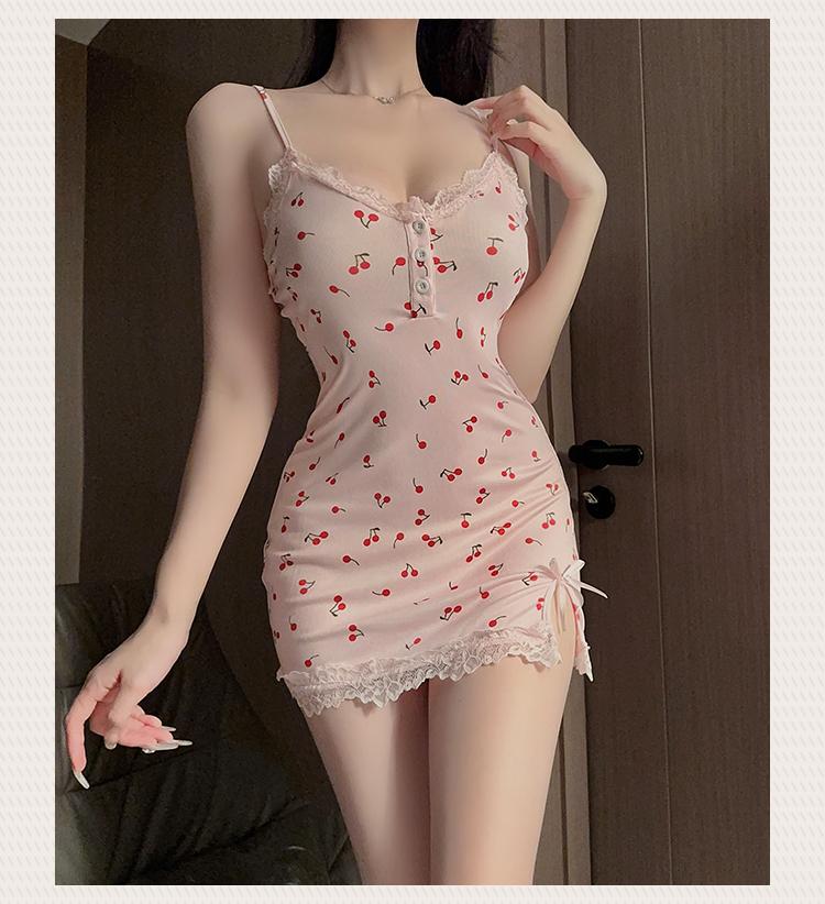 Product Introduction of A strappy sleep dress, pure and seductive lingerie, lace sleepwear, alluring and sexy strappy sleep dress for small breasts, one-piece dress. 6