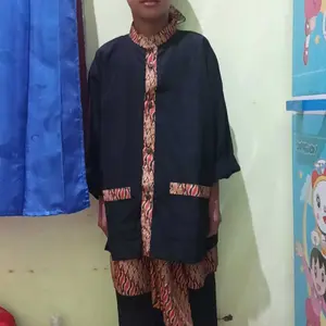 Walaziz Setelan Pangsi Anak Batik Tradisional Motif Loreng Kumplit Baju Adat Fashion dengan Kain Dodot & Ikat Kepala Usia 0-15 Tahun Celana Karet Pinggang