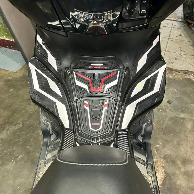 KM272 TANKPAD/DECKPAD MOTOR HONDA PCX 160 ABS/CBS 5
