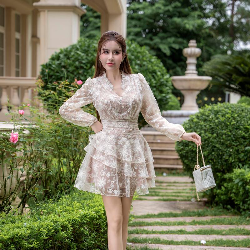 Kiều Linh -Váy Dự Tiệc Thiết Kế Dáng Ngắn KL663 chất liệu Tơ Thêu Hoa Cao Cấp chân váy Xếp Tầng Chéo 2 Lớp Lót Giấu Đường May Kĩ