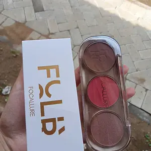 [Live Exclusive]FOCALLURE Pro-Sculpt 3-in-1 Facial Shaping Palette Highlighter & Contour & Blush