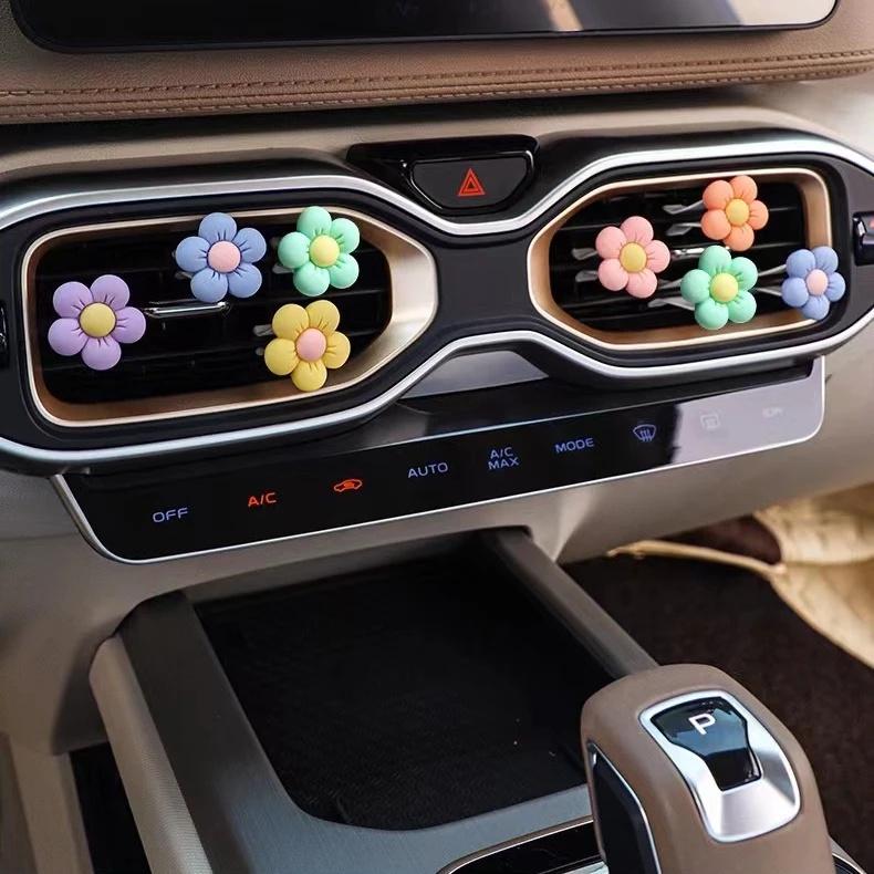 Product Introduction of bunga Baru Dekorasi Mobil Kendaraan Pusat Konsol Dekorasi & Ornamen Lucu Penyembuhan Seri Segar Bergetar Kepala Dekorasi Bunga Car 14