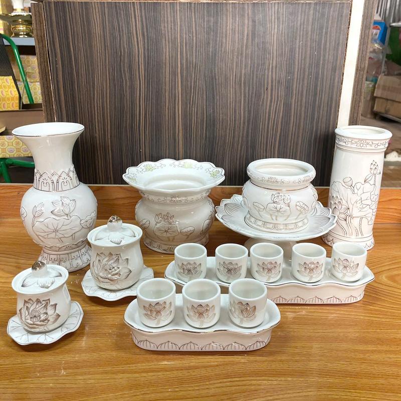 Bộ Thờ Cúng Men Sứ Bạch Ngọc Trắng: Lư Bình Chung Dĩa và Án - Đồ Thờ Vạn Phúc Cao Cấp Trang Trí Nhà