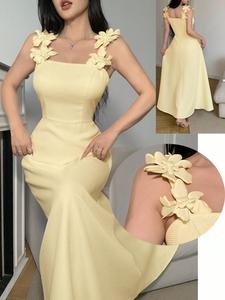 Vestido largo halter de color sólido con flor decorativa 3D, diseño floral elegante, perfecto para ocasiones especiales, declaración de moda única