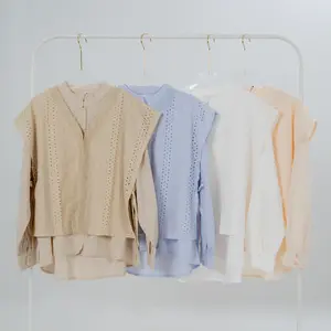 Oh Teen - Bliss Blouse Vintage Ruffle / Broderie - Atasan Wanita