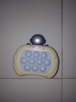 Product Review of MAINAN ANAK TERBARU POP IT ELECTRIK Elektrik Console elektronik Mainan edukatif anak atau dewasa electric Push Bubble Game Challenge Fidget Toys LED from B**A 0