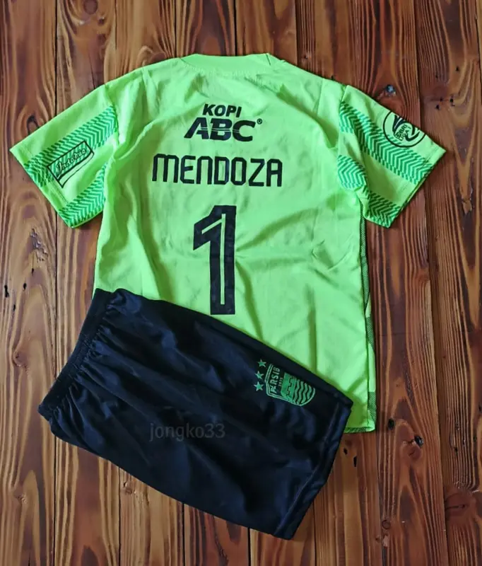 Setelan Bola Anak Persib Kiper Terbaru - Baju Bola Anak Persib Usia 6 Bulan - 14 Tahun - Sport, Outdoor 2