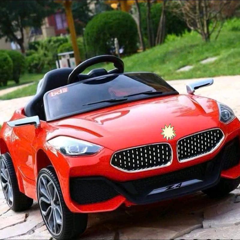 Xe ô tô điện cho bé BMW Z4, Xe điện trẻ em điều khiển tích hợp tất cả chức năng thiết kế đẹp sang trọng