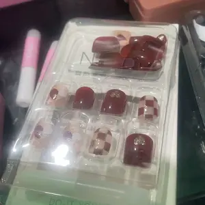 24pcs Kuku Palsu Wanita Nail Art 3D Fashion Kekinian Fake Nails Akrilik Cantik (free lem) KU040