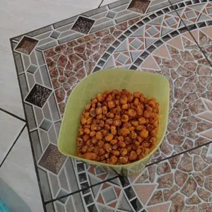 Jagung Marning Goreng. Jagung goreng bantet Gurih. Jagung Marning Mekar Pedas Renyah. Snack Cemilan Makanan Ringan Bahan Camilan Food Popcorn Kering Asin