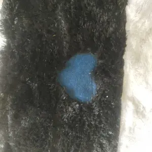 Keset bulu kotak love bulu lembut dan tebal cocok untuk lantai rumah matras