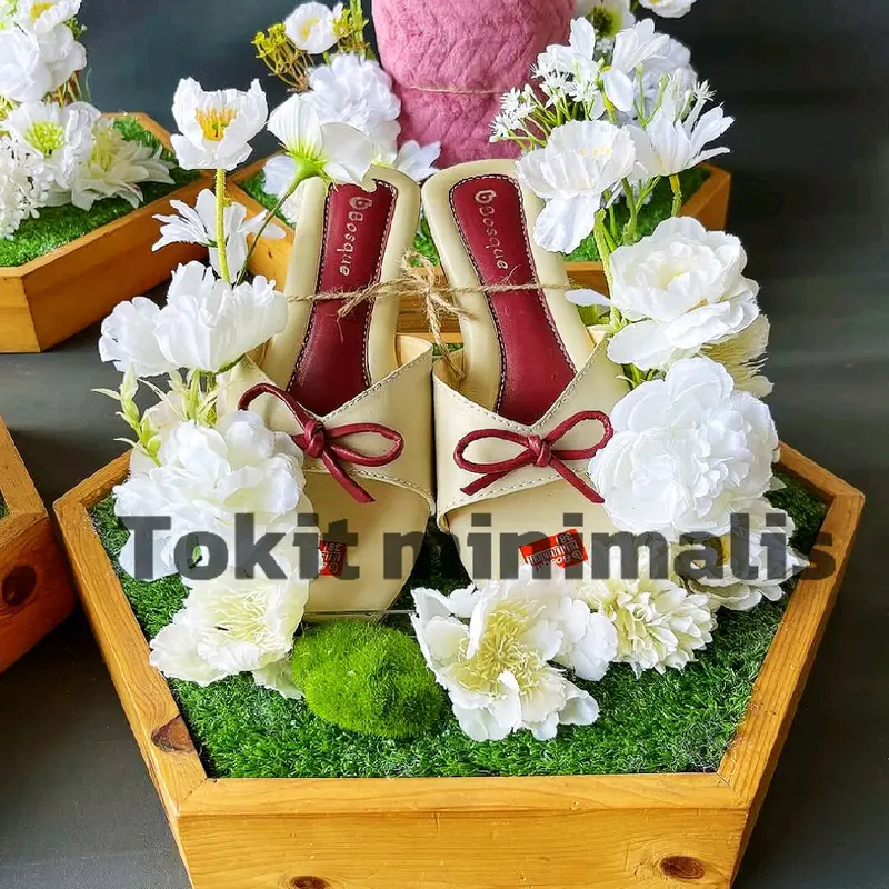 Kotak hantaran sesrahan Hexagonal segi 6 bahan jati belanda 1