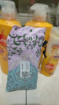 Product Review of [KESEMPATAN MENANG CATOKAN - BUY 2 GET 4] Sunsilk Shampoo Rambut Lembut Soft & Smooth Activ-Infusion Rambut 400ml Isi 2 from N**g T**s 1