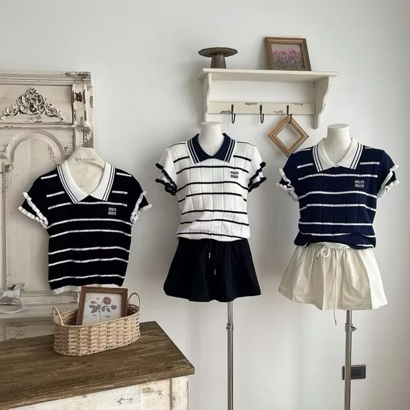 Áo len kẻ ngang phối tay bèo 2 tầng chất len mongtoghi mềm mịn A10