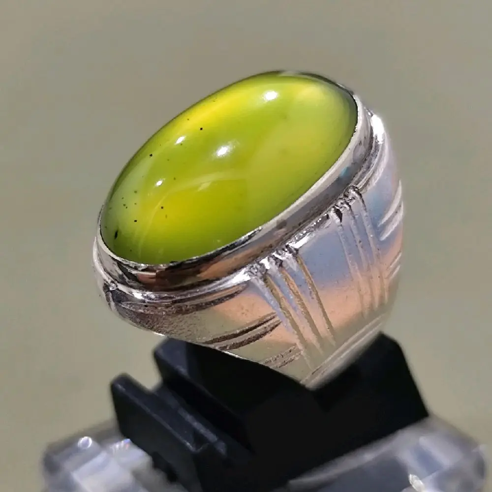 050 Natural Serphentine green lemon dim 23*15*8 est ring alpaka size jari 7