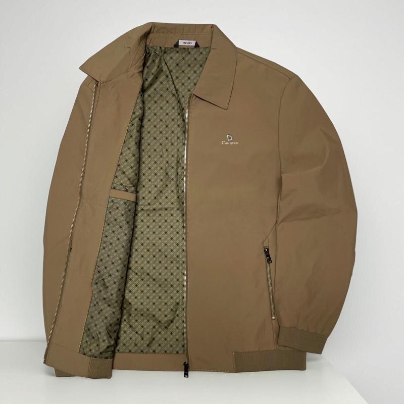 Áo Khoác Gió Nam Trung Niên Cổ Bẻ 2 Lớp Cao Cấp Qc Mềm Mịn Chống Nước Chống Bụi Cản Gió Tốt Menswear Jacket Màu Kem Size XL 2XL 3XL Phù Hợp Mọi Hoàn Cảnh