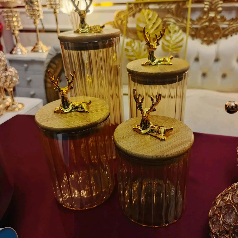 Toples kaca tutup Rusa aesthetic