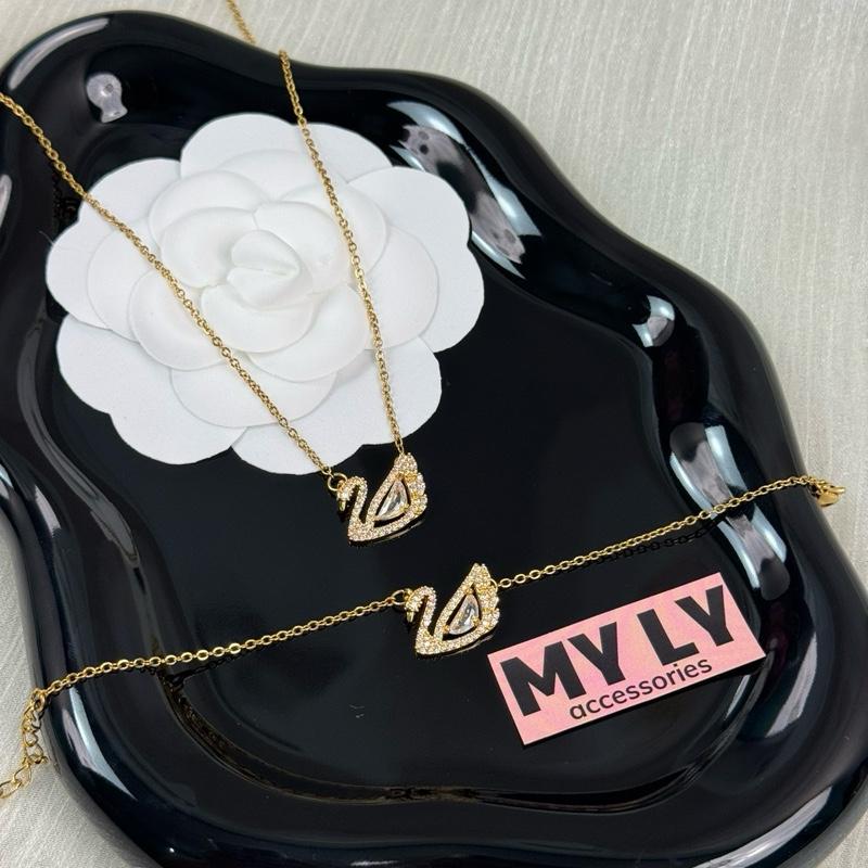 Set trang sức thiên nga titan không gỉ đính đá siêu sáng mạ vàng 18k Set gồm 2 món Dây chuyền và Lắc tay -M001