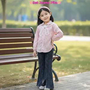Stelan Jins Pita Fashion anak Perempuan Usia 3 - 10 Tahun Set Jeans Pita Brukat Bahan Jeans Mix Katun Flower Koreans Style Celana Jeans Cutebray Set Pita Brukat Model kekinian Korean Style terbaru 2026 Anak Perempuan - Fashion Baju Stelan