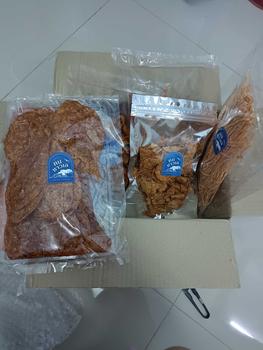 Product Review of ชุดปาร์ตี้ (2 แถม 4) ซื้อปลาหวานเส้น 2 แพ็ค แถม ทาโร่เส้น 1 แพค ขนมตัวปลา(แบบตัว) 2 แพค และอินทรย์อบกรอบไร้น้ำมัน 1 ห่อ เกรดพรีเมี่ยม อิ่มคุ้ม จุใจ ฟินทั้งครอบครัว from R**n S**i 1