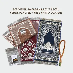 Souvenir Sajadah Rajut Mini AL RAHA Ukuran 35 x 55 cm Halus Ringan