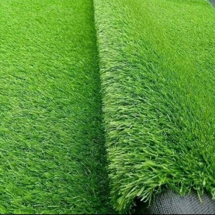 Karpet Rumput Sintetis Ukuran 30cmX30cm Tipe Swiss Tebal 3cm Premium Green Hitam Alami 2