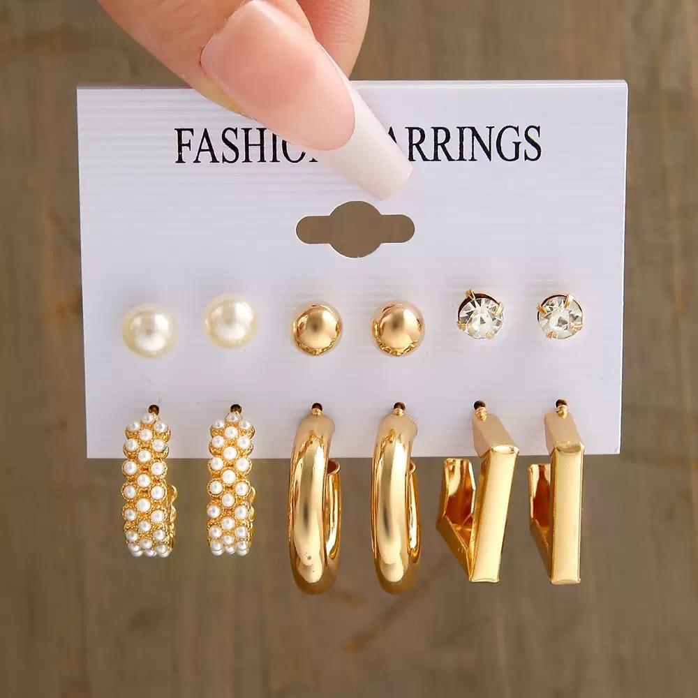 Set Anting Geometris Logam Tren Terbaru Anting Lingkar Logam Fashion Unik dengan Mutiara Tidak Beraturan Anting Klip Mutiara Vintage Desain Minimalis: Ringan, Tahan Lama, Warna Tahan Lama & Tidak Berkarat Aksesori Pakaian Hadiah Perayaan