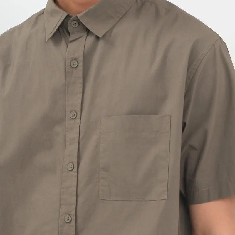 M231 Kemeja Pria Basic Polos Pendek Taupe Grey 0983B 3