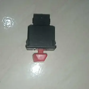 tombol saklar sein / sen / sign + hazard honda merah ukuran 30mm 34mm Vietnam pnp beat . vario