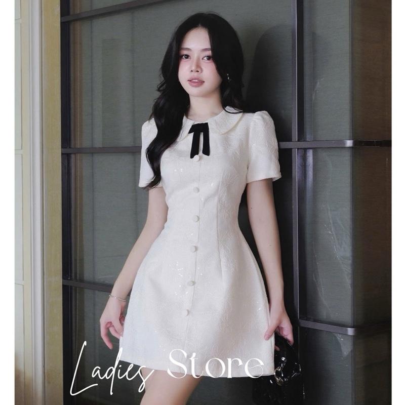   DEAL ĐỘC QUYỀN  Đầm Váy Dạ Kim Sa Tiểu Thư Cổ Sen Trắng Phối Nơ Đen Thêu Hoa Dáng Chữ A Sang Chảnh - LS00077 