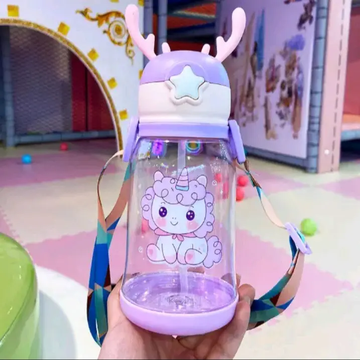 BOTOL MINUM ANAK / BOTOL MINUM RUSA UNIK & Lucu free tali panjang dan sticker. 2