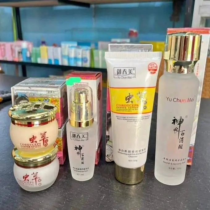 YU CHUN MEI CREAM CORDYCEPS ,ORIGINAL Perawatan Treatment Wajah Facial Pencerah Bopeng Aging Hitam Niacinamide 0