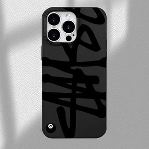 注目 液体感の大型ホール付き ヒップホップトレンド柄 英字パターン 耐衝撃スマホケース iPhone 15/15 Plus/15 Pro/15 Pro Max／iPhone 11～16 Pro Max 対応 人気商品