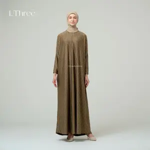 Zeenia Abaya Salur Batwing - Lthree By Lubna Simple Elegant Daily Abaya